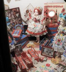 Népviseletes Babamúzeum - Történelmi Panoptikum