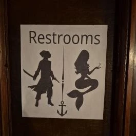 Nhi 1965 - Vietnamese Restaurant Budapest - Mosdó