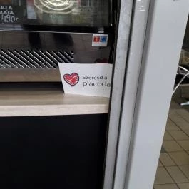 Nincs Abrosz - Fehérvári úti Vásárcsarnok, Budapest - Belső