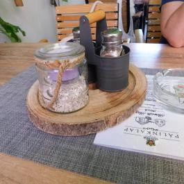 Noah Étterem, Fertőrákos - Egyéb