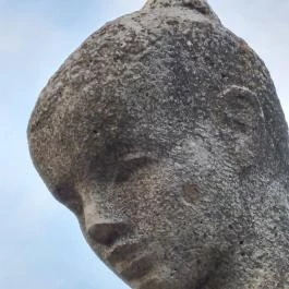 Nőalak Eger - Egyéb