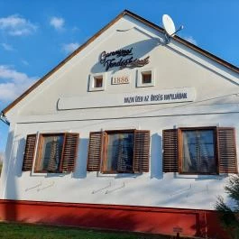 Noble's Étterem Nemesnép - Külső kép