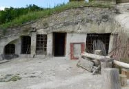 Noszvaji barlanglakások Noszvaj