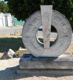 NSZK - NDK emlékmű