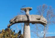 Nyilazó lovas szobor Verőce