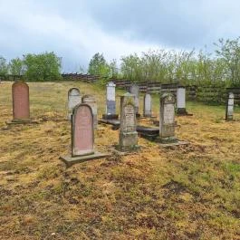 Nyírtassi zsidó temető, Nyírtass - Külső kép