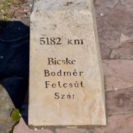 Óceánrepülés emlékmű, Felcsút - Egyéb