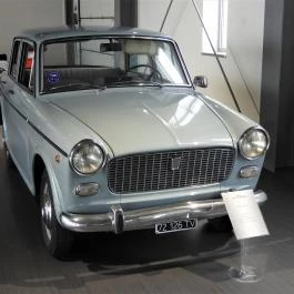 Old Car Museum, Kiskőrös - Egyéb