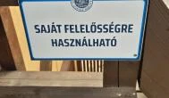 Ölelő ember Rakamaz - Külső kép