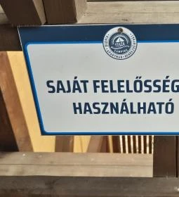 Ölelő ember