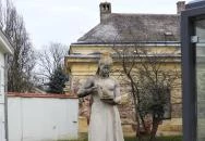 Olvasó lány Körmend