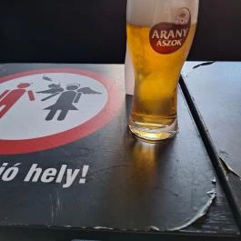 Ördög Sarok Söröző Budapest - Étel/ital