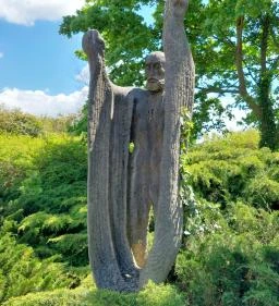 289. legjobb látnivaló: Öreg halász szobra