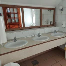 Öreg Tanyacsárda Étterem Lajosmizse - Mosdó