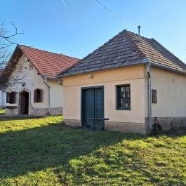 Öreghegyi Pincesor, Bakonygyirót - Külső kép