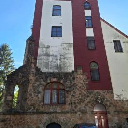 Orosdy-kastély Pilisszántó - Külső kép