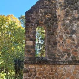 Orosdy-kastély Pilisszántó - Külső kép