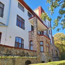 Orosdy-kastély Pilisszántó - Külső kép