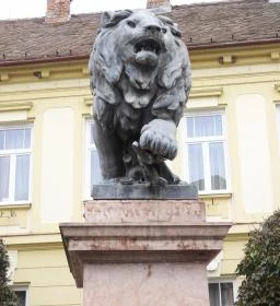 Oroszlán szobor