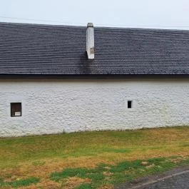 Oskolamester háza Pásztó - Külső kép