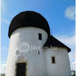 Ösküi kerektemplom, Öskü - Külső kép