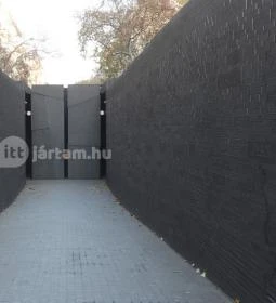 Az Összetartozás emlékhelye 