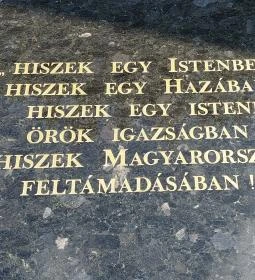 Összetartozás és a magyar feltámadás emlékműve