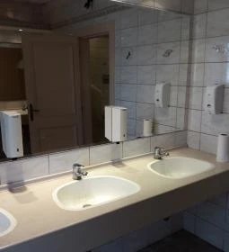 Ötösfogat Étterem