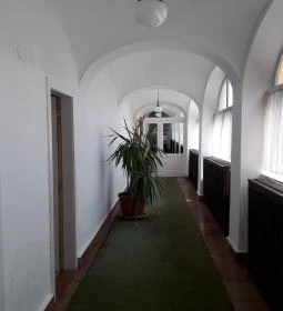 Ötösfogat Étterem