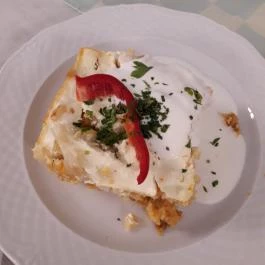 Ötösfogat Étterem, Bábolna - Étel/ital