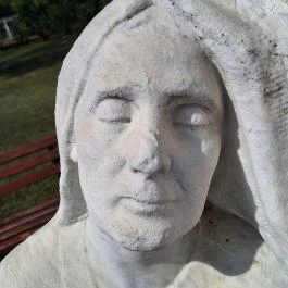 Ottava család emlékműve Révfülöp - Egyéb