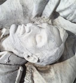 Ottava család emlékműve