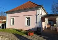 Öveges József emlékszoba Páka