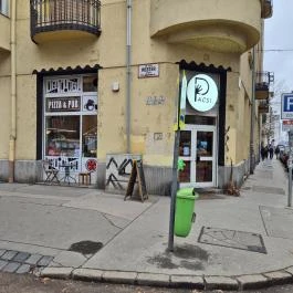 Pacsi Pizzéria & Kulturális Központ, Budapest - Külső kép
