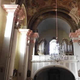 Páduai Szent Antal-templom Eger - Belső