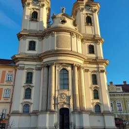 Páduai Szent Antal-templom, Eger - Külső kép