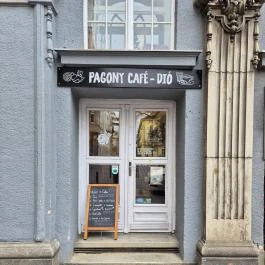 Pagony Café - Dió Budapest - Külső kép