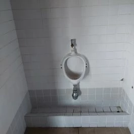 PajtaPub Szigetújfalu - Mosdó