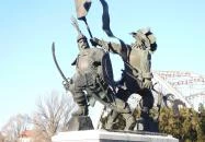 Pálffy Miklós & Schwarzenberg Adolf szobra Győr