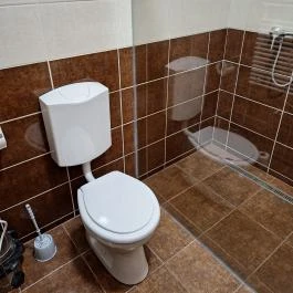 Pálinka Tanya Tuzsér - Fürdőszoba