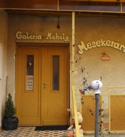 Palisca Mária Mesekerámia 