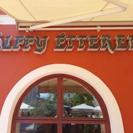 PálffYtália Étterem Győr - Külső kép