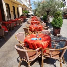 PálffYtália Étterem Győr - Külső kép