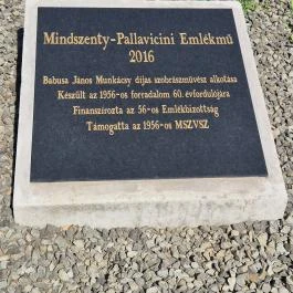 Pallavicini-Pálinkás és Mindszenty emlékmű Rétság - Külső kép