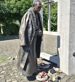 Pallavicini-Pálinkás és Mindszenty emlékmű