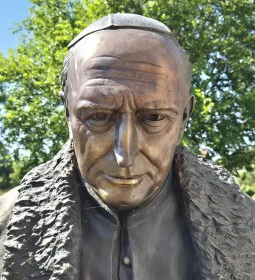 Pallavicini-Pálinkás és Mindszenty emlékmű