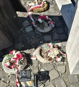 Pallavicini-Pálinkás és Mindszenty emlékmű