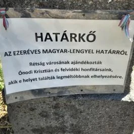 Pallavicini-Pálinkás és Mindszenty emlékmű Rétság - Külső kép