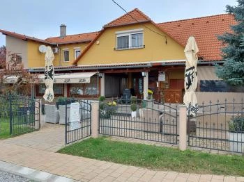 Pálma Vendéglő Botykapeterd