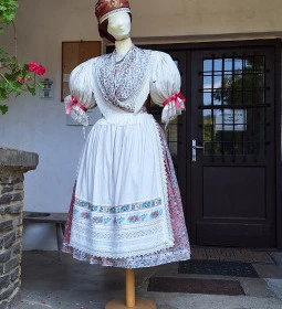 Palóc Néprajzi Magángyűjtemény és Babakiállítás